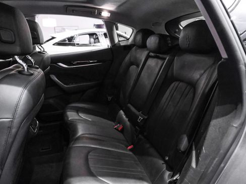 Used 2017 Maserati Levante AWD/4WD image 35
