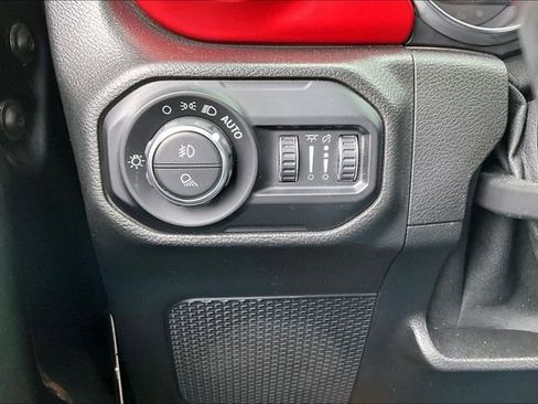 Used 2021 Jeep Gladiator Rubicon w/ Trailer Tow Package image 16