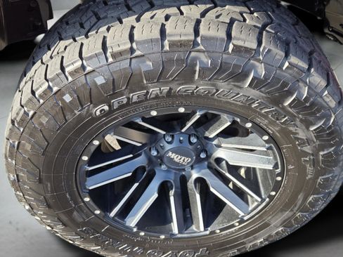 Used 2020 RAM 1500 Laramie AWD/4WD image 40