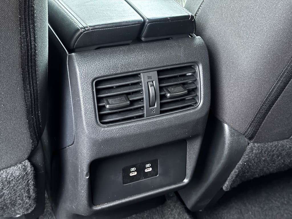 Certified 2025 Nissan Rogue SV FWD image 13
