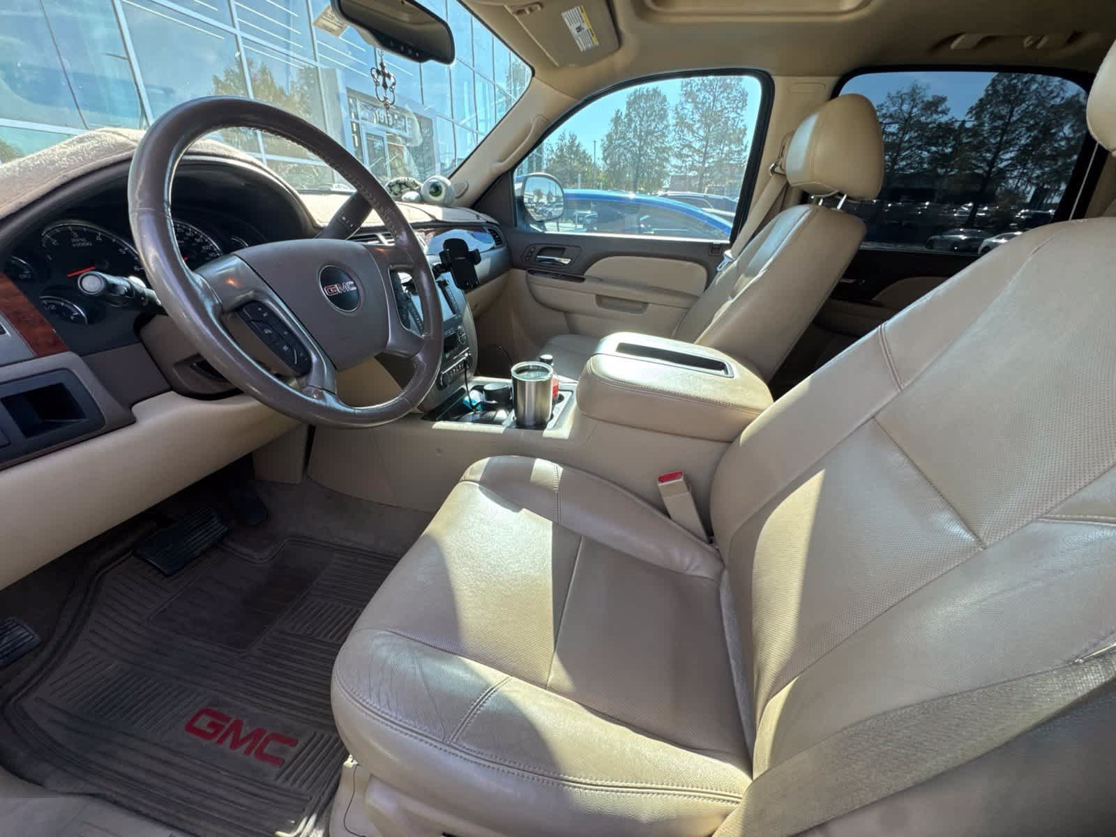 Used 2012 GMC Yukon SLT RWD image 6