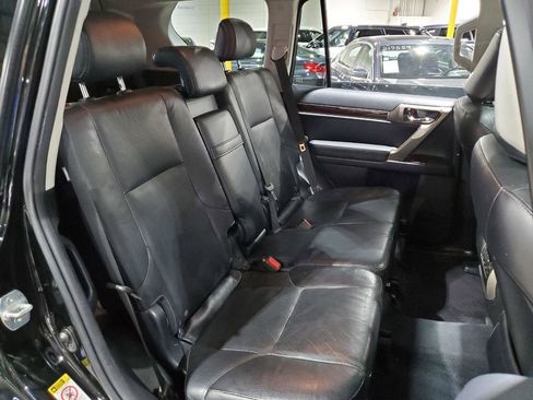 Used 2014 Lexus GX 460 image 21