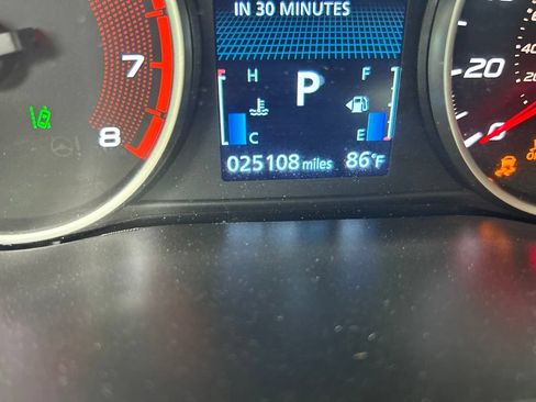 Used 2025 Mitsubishi Eclipse Cross SEL AWD/4WD image 18
