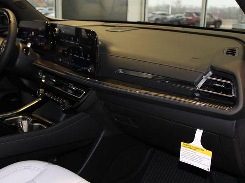 New 2026 Chevrolet Traverse High Country w/ LPO, Floor Liner Package image 19
