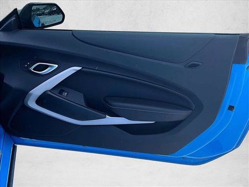 Used 2022 Chevrolet Camaro SS RWD image 19