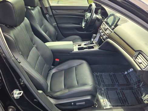 Used 2020 Honda Accord EX-L image 7
