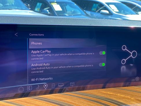 Used 2025 Cadillac Escalade ESV Premium Luxury Platinum image 41