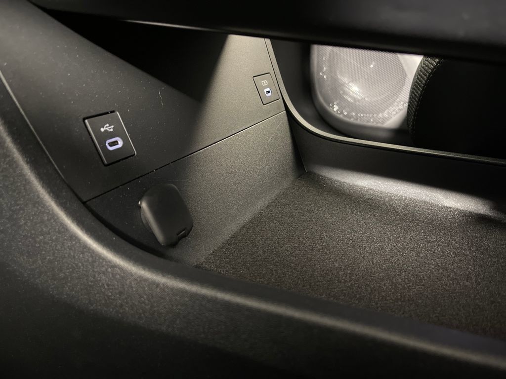 Certified 2026 Toyota bZ FWD image 25