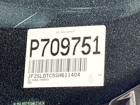 Certified 2025 Subaru Forester Touring AWD/4WD image 27