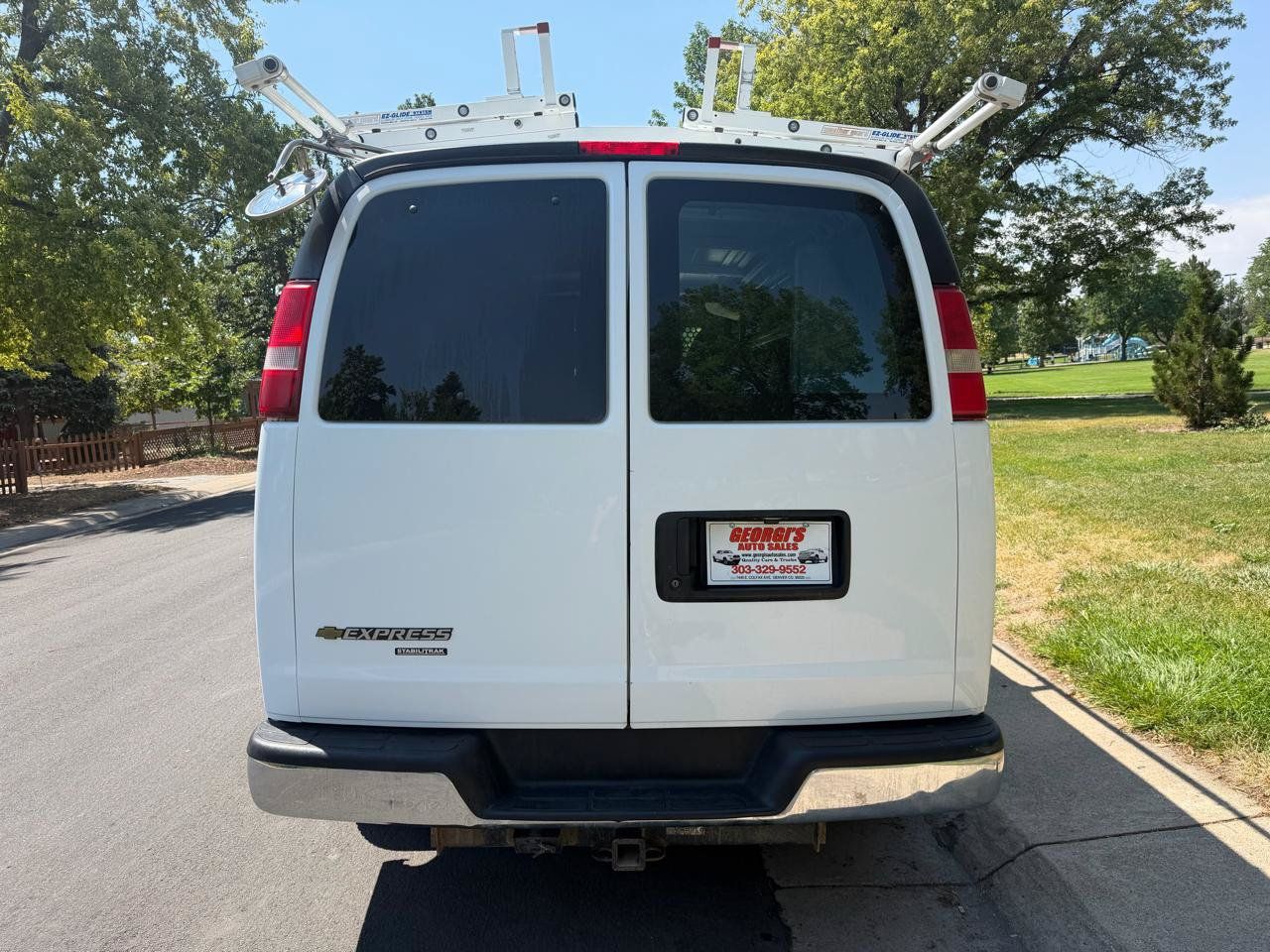 Used 2013 Chevrolet Express 1500 AWD image 4