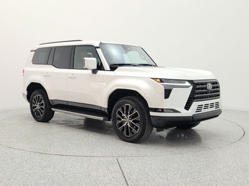 Used 2025 Lexus GX 550 w/ Accessory Package (Z1) AWD/4WD image 3