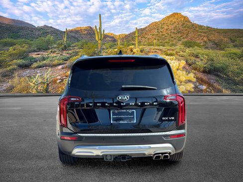Used 2021 Kia Telluride EX w/ EX Premium Package FWD image 5