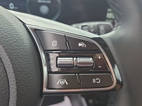 Certified 2024 Kia Seltos EX AWD/4WD image 13