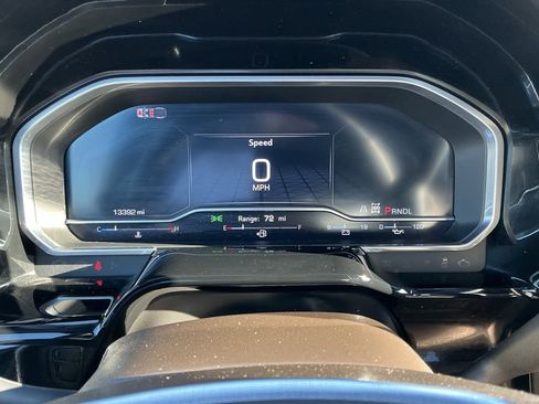 Used 2024 GMC Sierra 3500 SLT w/ SLT Convenience Package image 63