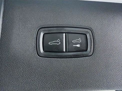 New 2026 Porsche Cayenne S image 24