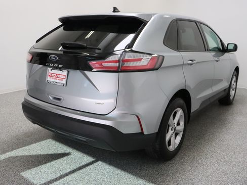 Used 2024 Ford Edge SE AWD/4WD image 7