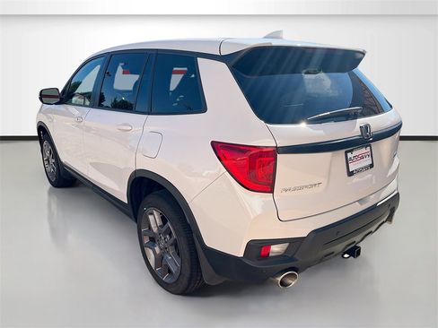 Used 2023 Honda Passport EX-L image 5