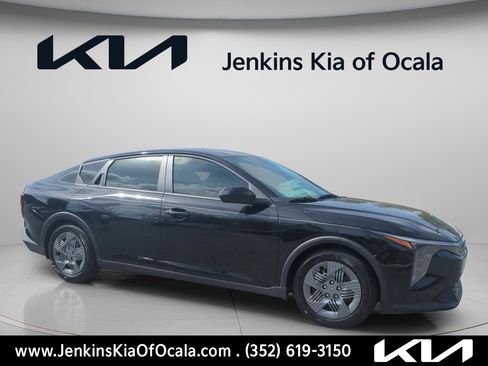 New 2026 Kia K4 FWD image 1
