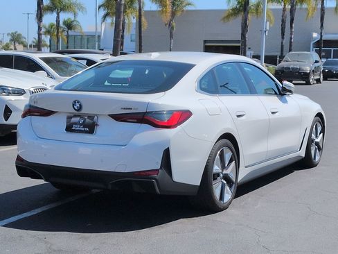 Used 2025 BMW i4 eDrive40 w/ Premium Package RWD image 10