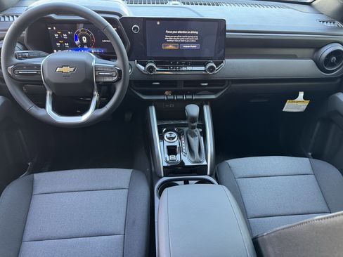 New 2026 Chevrolet Colorado W/T w/ WT Custom Package AWD/4WD image 17