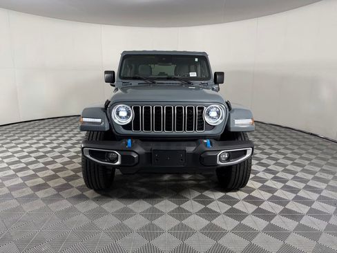 Used 2024 Jeep Wrangler Unlimited Sahara w/ Safety Group AWD/4WD image 11