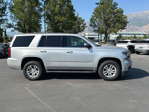 Used 2018 Chevrolet Tahoe LT AWD/4WD image 8
