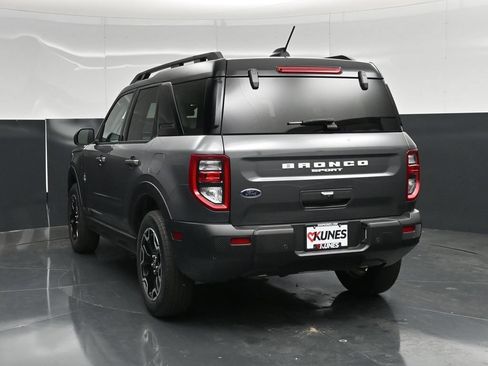Used 2025 Ford Bronco Sport Outer Banks AWD/4WD image 8