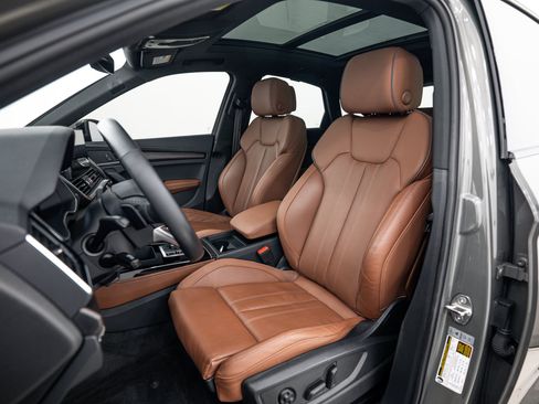 Certified 2023 Audi Q5 2.0T Premium Plus w/ Premium Plus Package AWD/4WD image 18