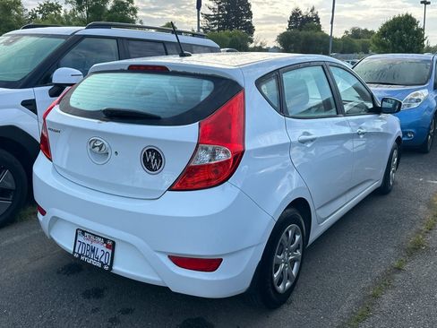 Used 2014 Hyundai Accent GS FWD image 5