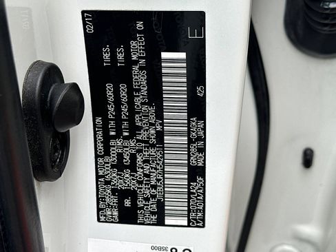 Used 2017 Toyota 4Runner Limited image 40