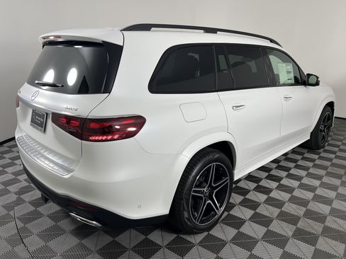 New 2026 Mercedes-Benz GLS 450 4MATIC image 13