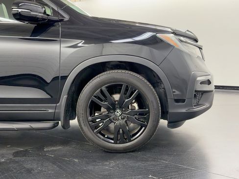 Certified 2022 Honda Pilot Black Edition image 12