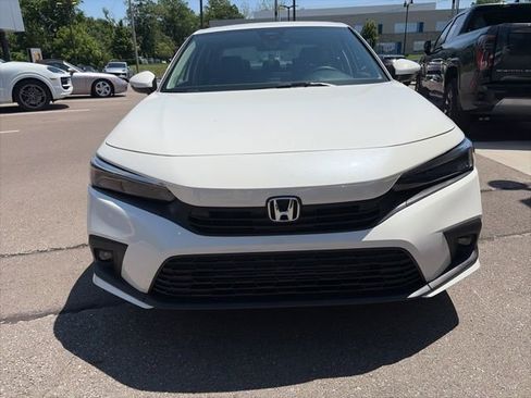 Used 2024 Honda Civic Touring image 5