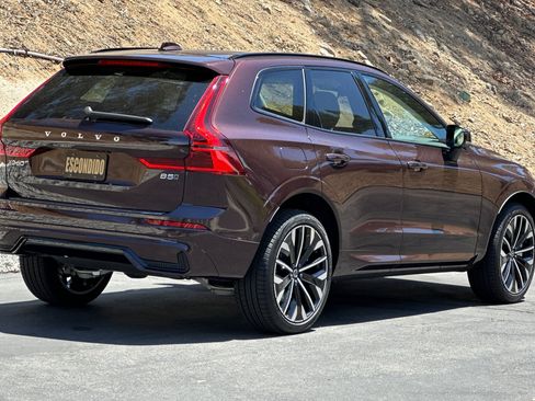 New 2026 Volvo XC60 B5 Ultra AWD/4WD image 4