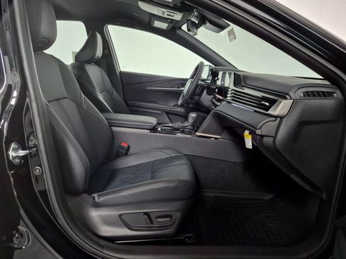 New 2026 Toyota Camry XSE FWD image 33