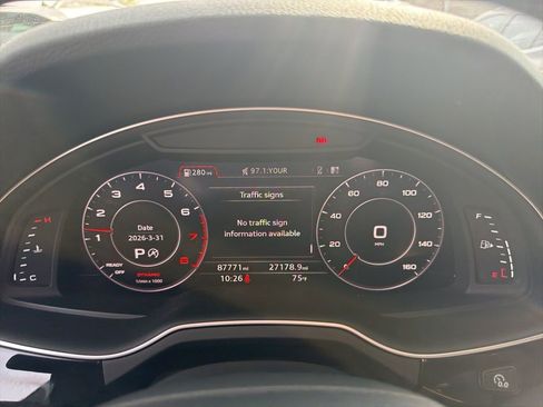 Used 2018 Audi Q7 3.0T Prestige w/ Prestige Package image 16