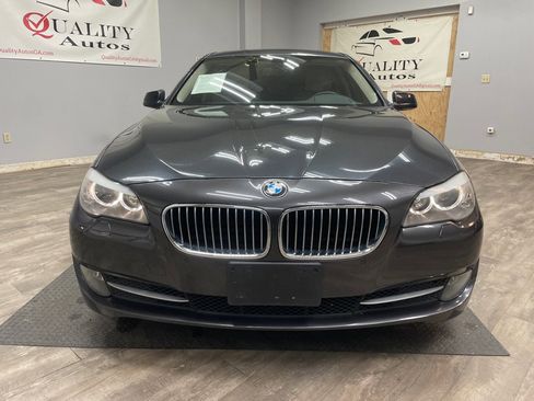 Used 2011 BMW 528i Sedan image 2