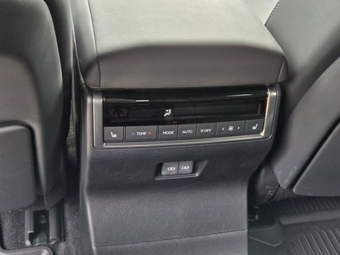Certified 2025 Lexus GX 550 w/ Accessory Package (2T) AWD/4WD image 30