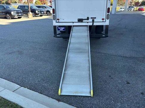 Used 2023 Chevrolet Express 3500 w/ Power Convenience Package image 12