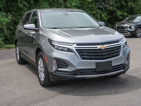 Used 2023 Chevrolet Equinox LT w/ LPO, Floor Liner Package FWD image 6