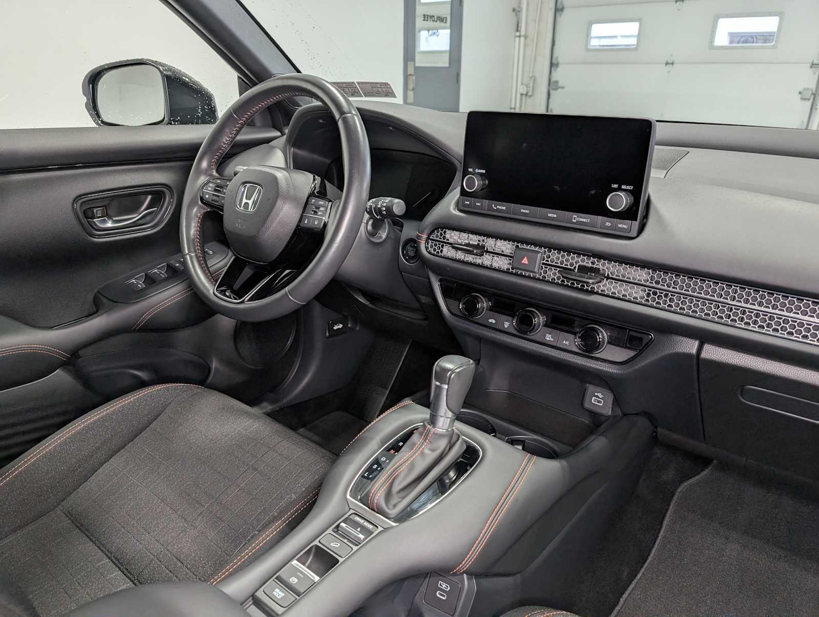 Certified 2024 Honda HR-V Sport image 38