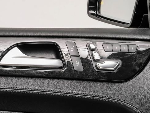 Used 2018 Mercedes-Benz GLE 43 AMG 4MATIC image 38