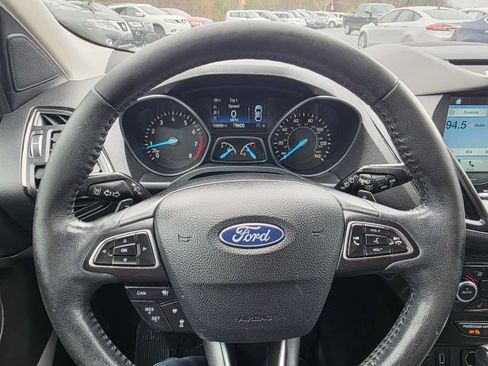 Used 2018 Ford Escape Titanium w/ Ford Safe & Smart Package image 15
