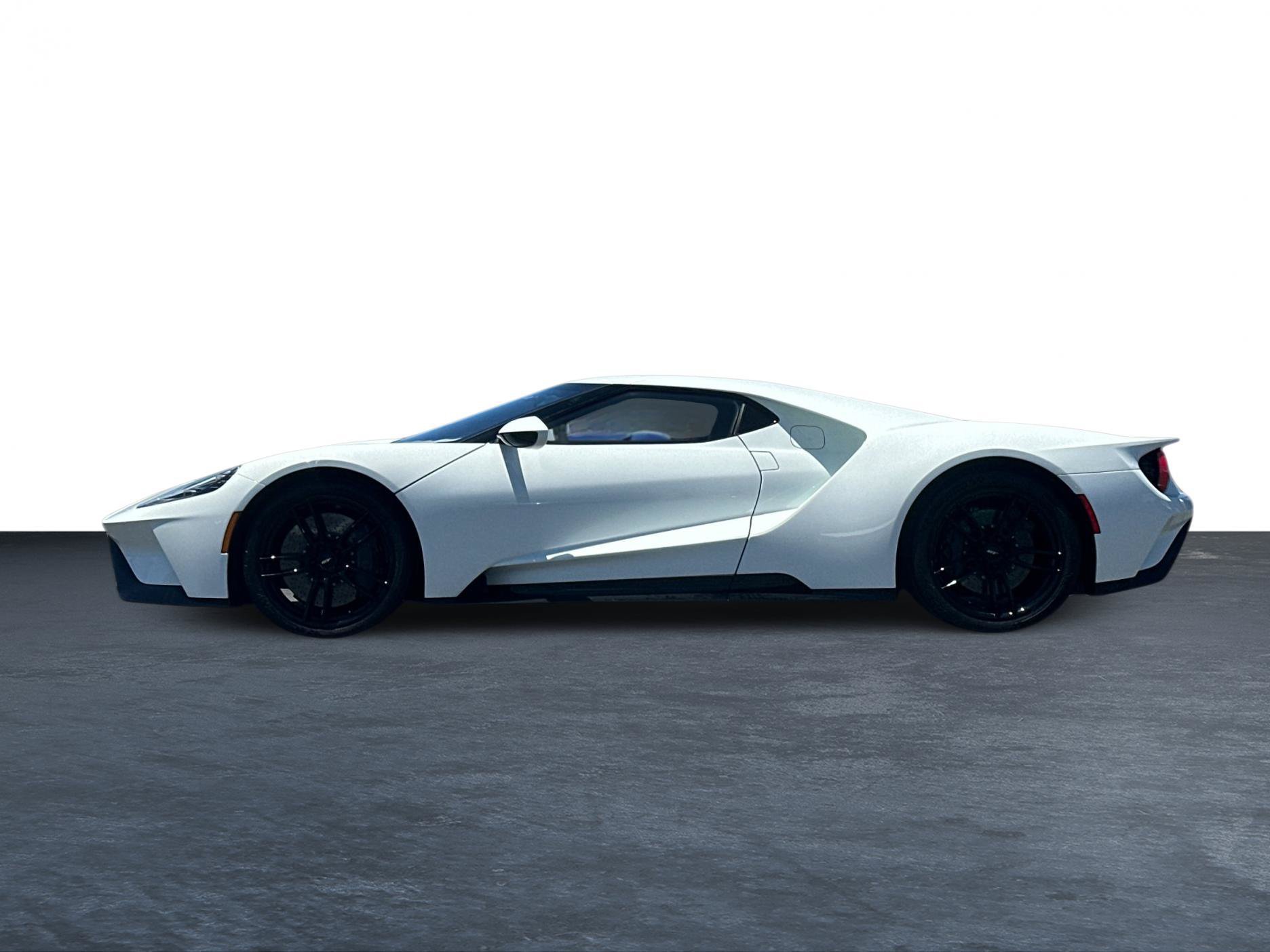 Used 2022 Ford GT RWD image 4