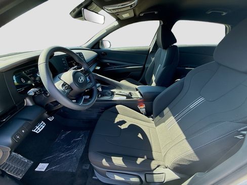 New 2026 Hyundai Elantra Sport FWD image 14