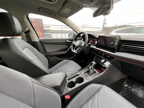 New 2026 Volkswagen Jetta SEL image 18