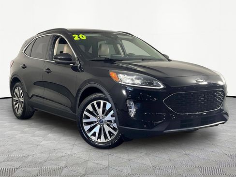 Used 2020 Ford Escape Titanium w/ Titanium Premium Package 2.0 AWD/4WD image 3