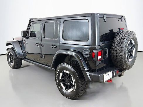 Used 2022 Jeep Wrangler Unlimited Rubicon w/ Cold Weather Group image 8