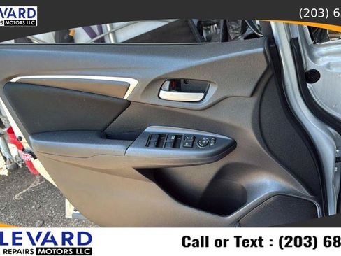 Used 2015 Honda Fit LX image 22