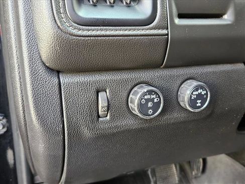 Used 2018 GMC Canyon SLT w/ Driver Alert Package image 9